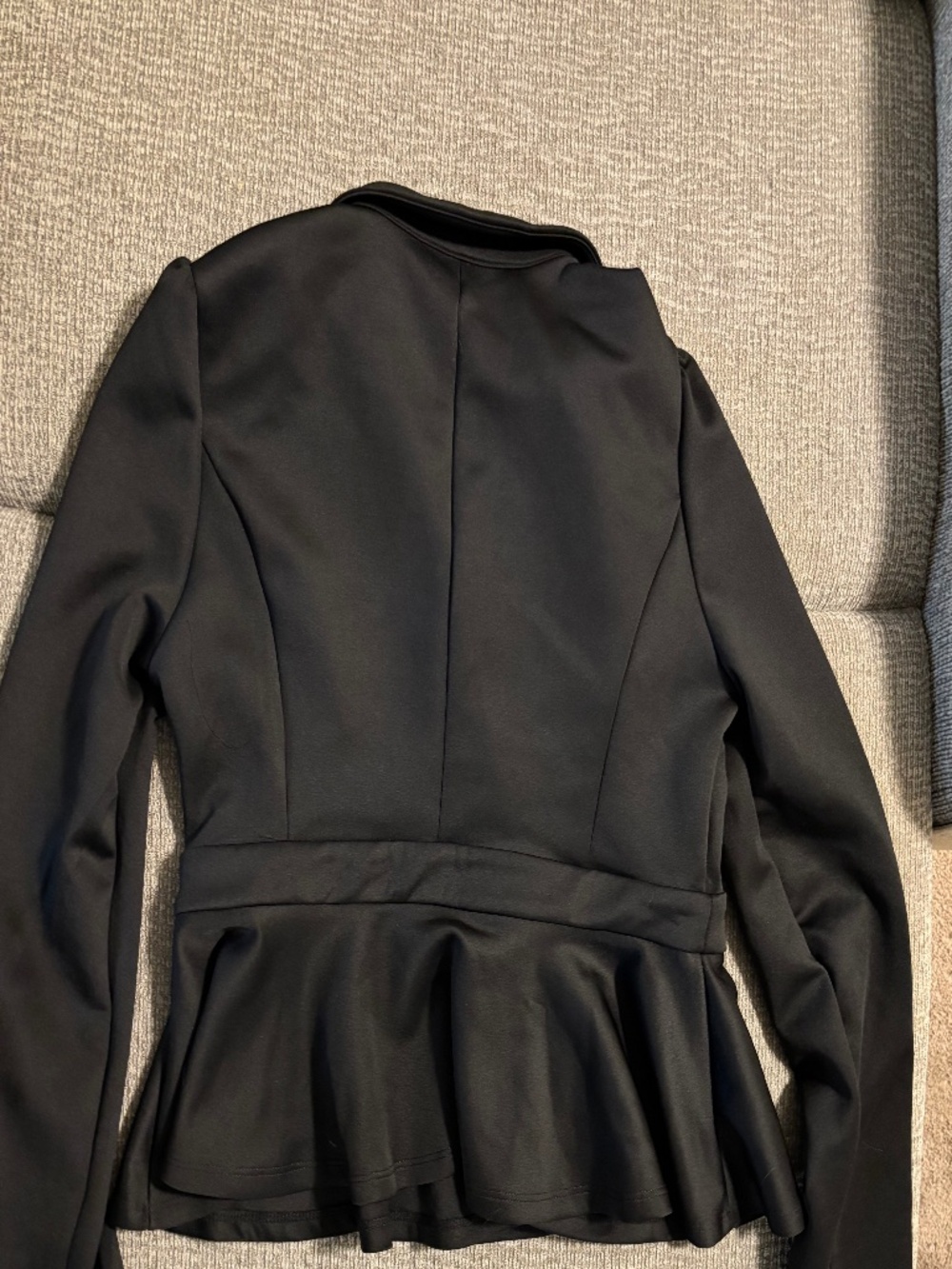 Blazer - Picture 2 of 2